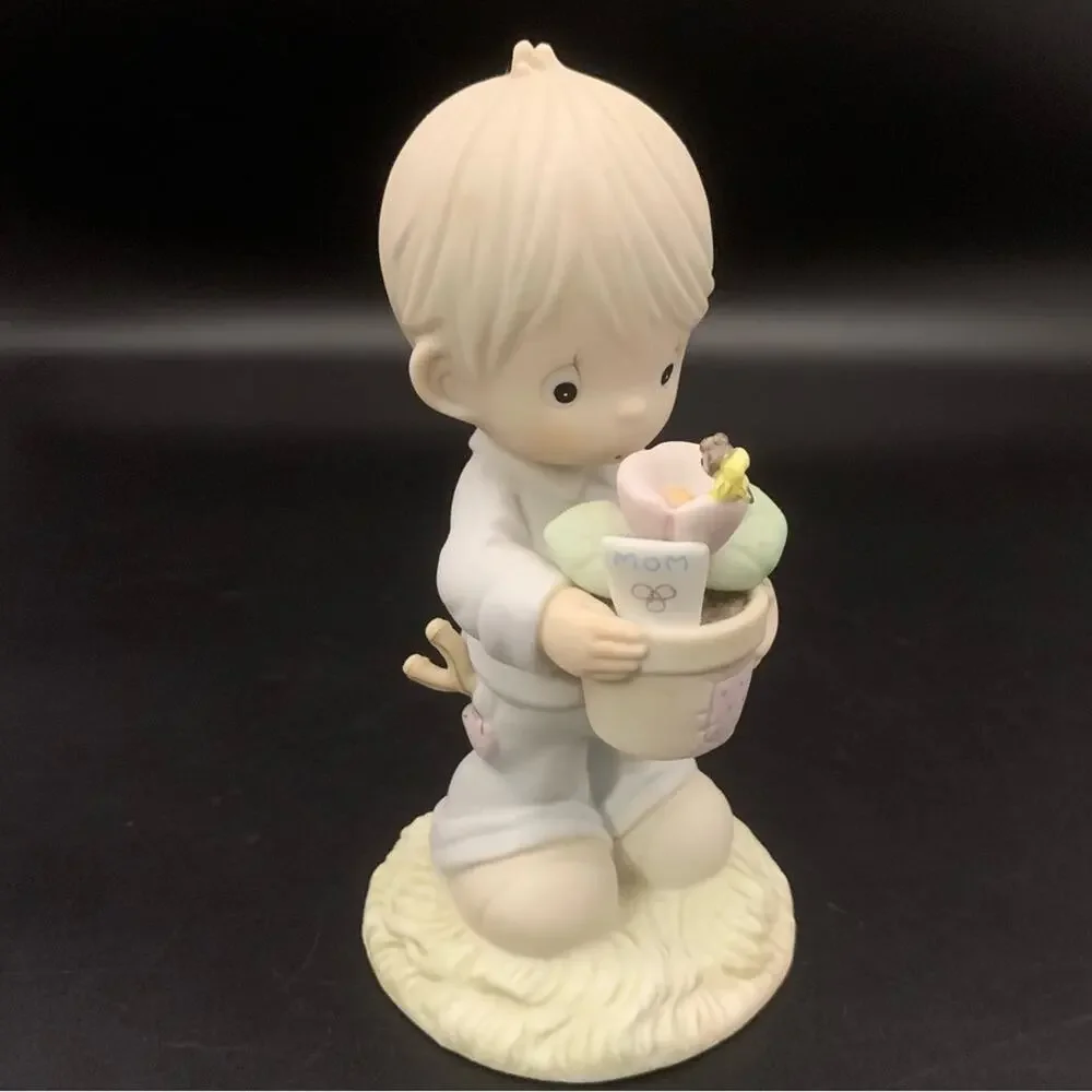 1990 Precious Moments Figurine